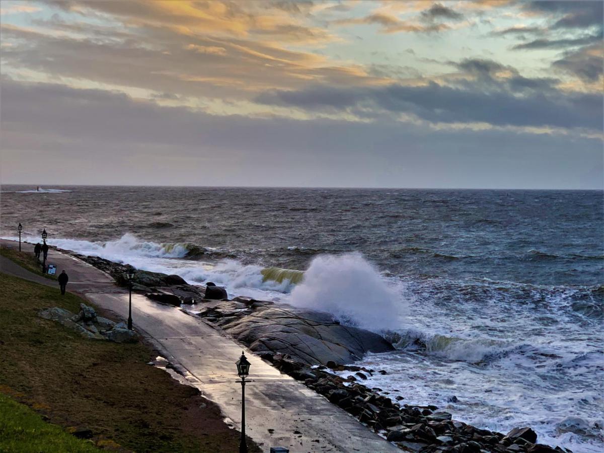 Faestningens Bed and Breakfast Varberg Buitenkant foto