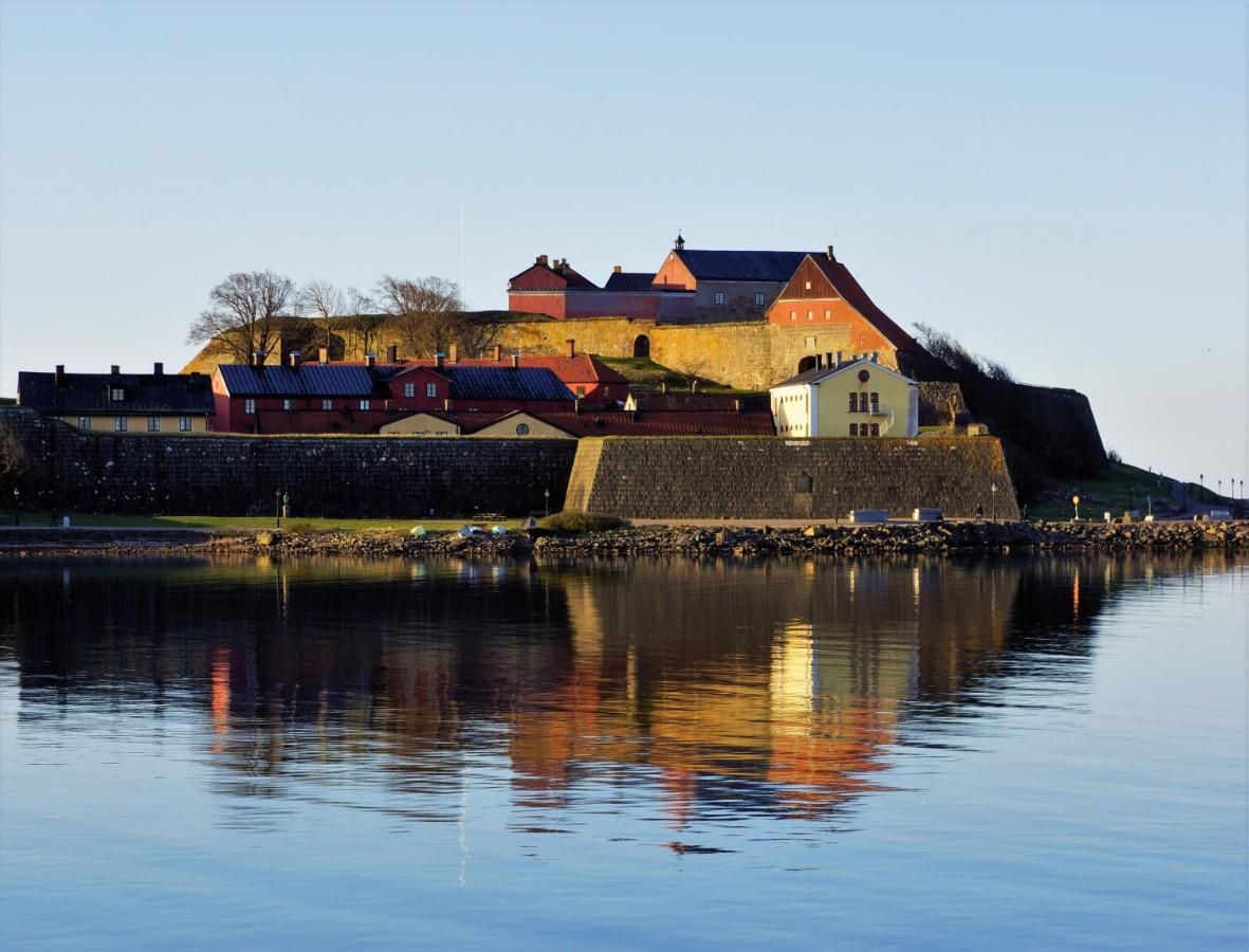 Faestningens Bed and Breakfast Varberg Buitenkant foto